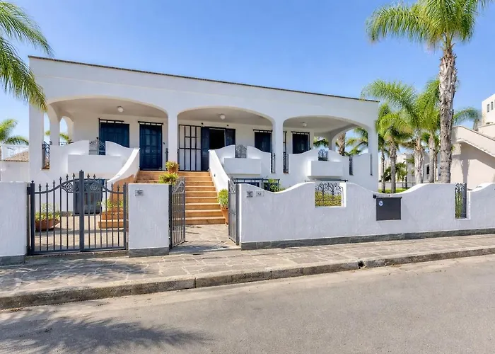 Maldive Villa Marina Di Pescoluse